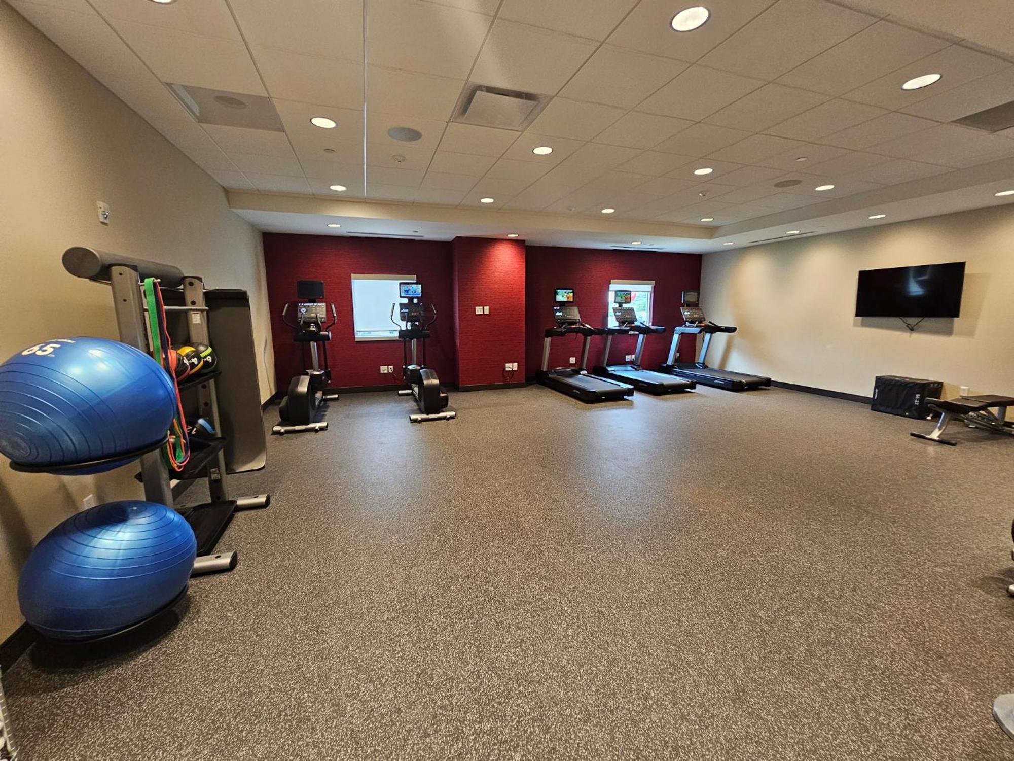 Home2 Suites By Hilton Allentown Bethlehem Airport Exterior photo
