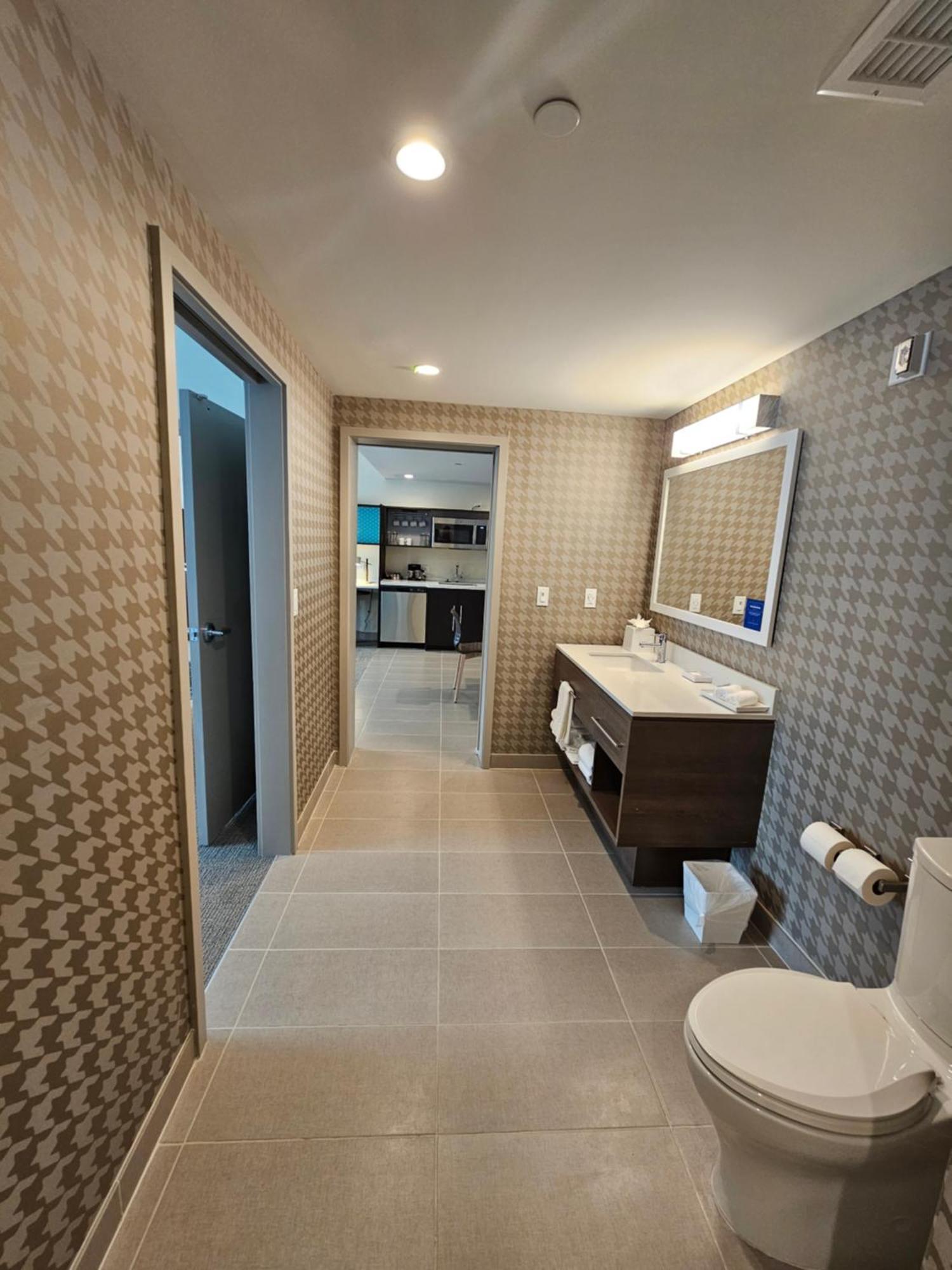Home2 Suites By Hilton Allentown Bethlehem Airport Exterior photo
